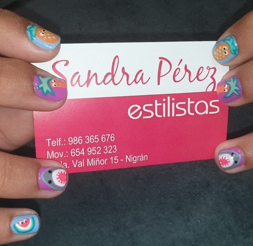 Tarjeta de Sandra Pérez Estilistas en Nigrán